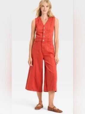 UNIVERSAL THREAD Sleeveless Button-Front Wide-Leg Denim Jumpsuit in Red